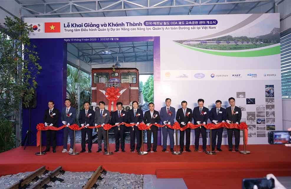 2023년도 한국-베트남 철도 ODA 궤도 교육훈련 센터 개소식